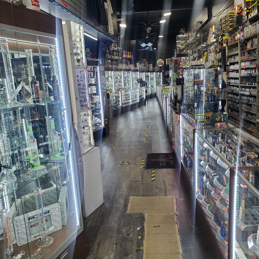 Tobacco Shop «Brazil Tobacco», reviews and photos, 2107 Sunset Blvd, Los Angeles, CA 90026, USA