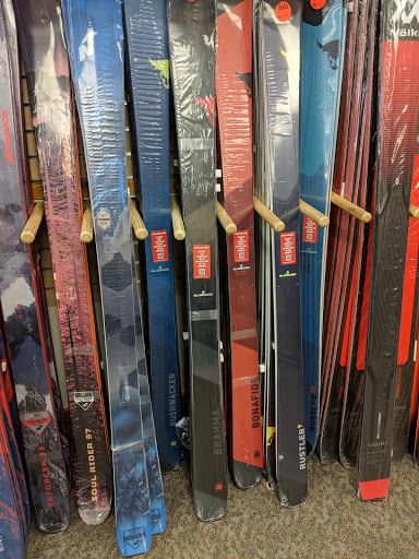 Ski Shop «Viking Ski & Patio Shop», reviews and photos, 131 W Northwest Hwy, Barrington, IL 60010, USA