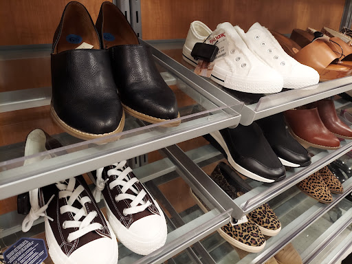 Department Store «T.J. Maxx», reviews and photos, 525 Harvard St, Brookline, MA 02446, USA