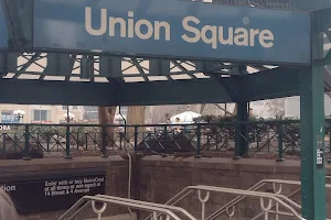 4 Union Square image