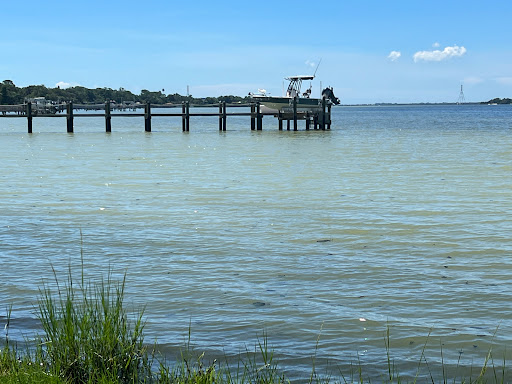 Memorial Park «Veterans Memorial Park», reviews and photos, 250 Shore Dr E, Oldsmar, FL 34677, USA