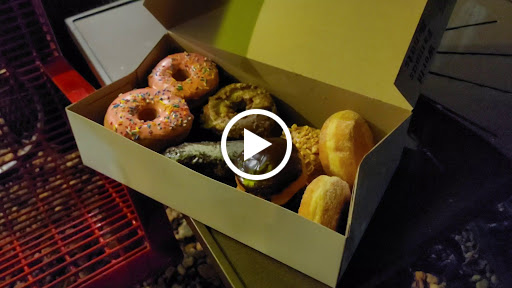 Donut Shop «Dandee Donut Factory», reviews and photos, 1900 E Atlantic Blvd, Pompano Beach, FL 33060, USA