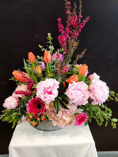 Florist «Central Florist», reviews and photos, 252 N Central Ave, Valley Stream, NY 11580, USA
