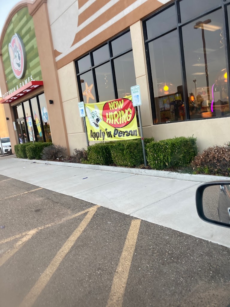 Chuck E. Cheese 79401