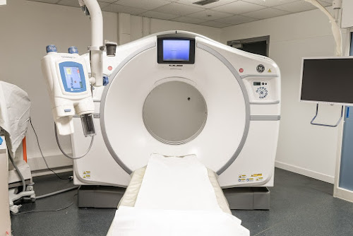 Centre de radiologie et scanner Henry Dunant à Paris