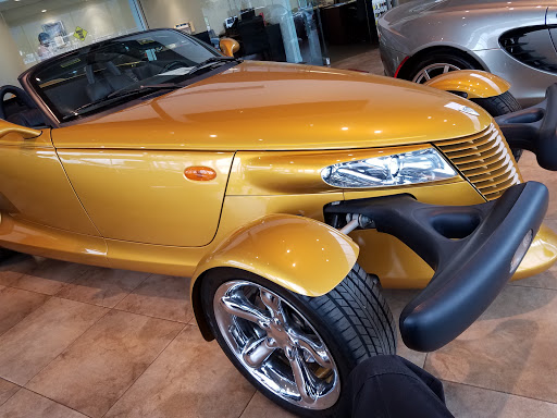 Used Car Dealer «IMX Auto Sales & Leasing», reviews and photos, 811 N Victory Blvd, Burbank, CA 91502, USA