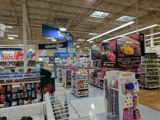 Toy Store «Toys"R"Us», reviews and photos, 209 S Point