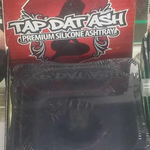 Tobacco Shop «Wonderland Smoke Shop Freehold», reviews and photos, 16 W Main St, Freehold, NJ 07728, USA