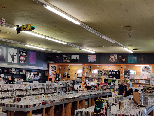 Video Store «Young Ones», reviews and photos, 26 S Whiteoak St, Kutztown, PA 19530, USA