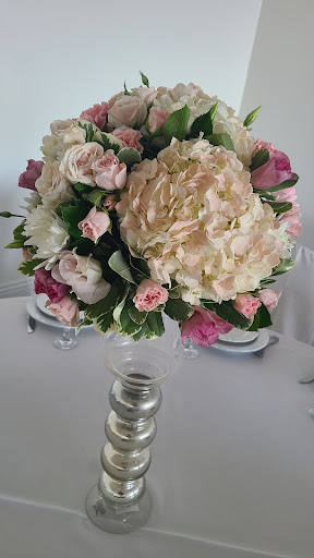 Florist «Atisol Discount & Flower Store», reviews and photos, 3858 East Cesar E Chavez Avenue, Los Angeles, CA 90063, USA