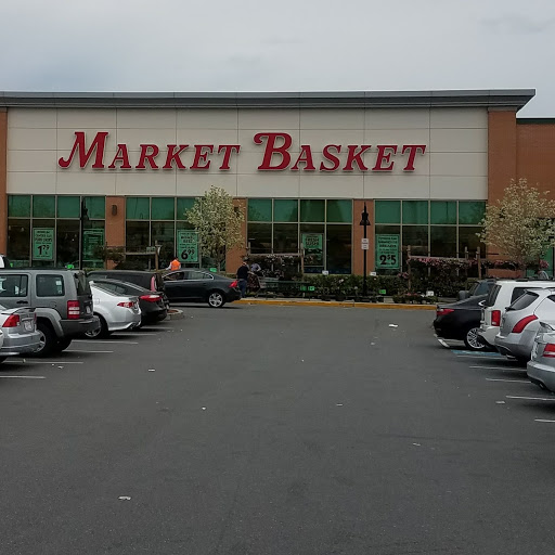 Shopping Mall «Northgate Shopping Center», reviews and photos, 300 Squire Rd, Revere, MA 02151, USA