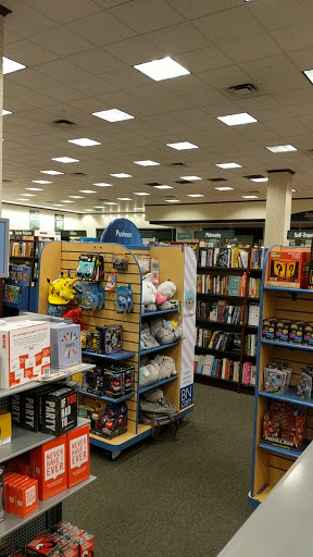 Book Store «Barnes & Noble», reviews and photos, 18025 Garden Way NE, Woodinville, WA 98072, USA