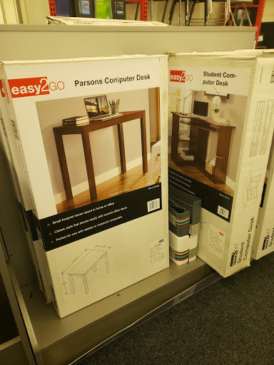 Office Supply Store «Staples», reviews and photos, 43313 Woodward Ave, Bloomfield Hills, MI 48302, USA