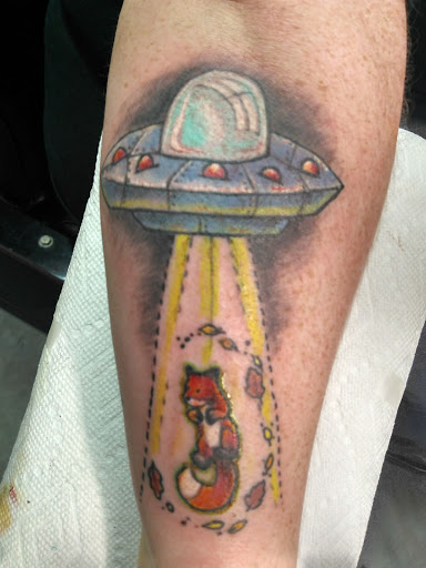 Tattoo Shop «camel city tattoo shoppe», reviews and photos, 308 Patterson Ave, Winston-Salem, NC 27101, USA