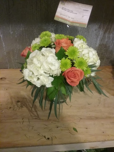 Florist «Cottage Grove Florist», reviews and photos, 8599 W Point Douglas Rd S #100, Cottage Grove, MN 55016, USA