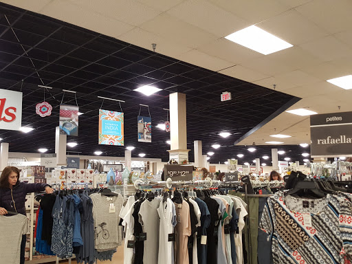Department Store «T.J. Maxx & HomeGoods», reviews and photos, 2685 South Rd, Poughkeepsie, NY 12601, USA