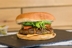 Τα Σάντουϊτς Του "Πασιή" - Sandwich tou Pashi image