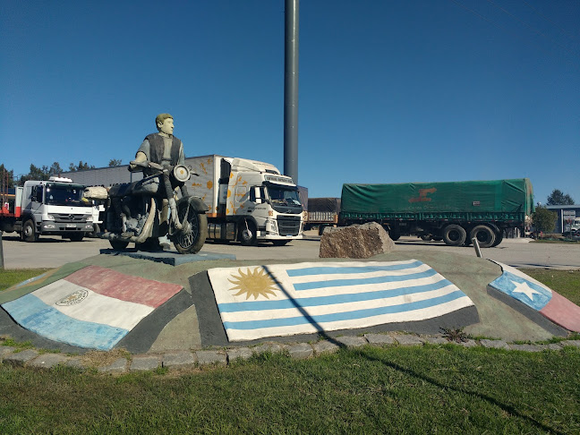 Monumento al motociclista uruguayo - San José de Mayo