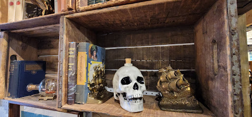 Shopping Mall «West End Garage, Cape May», reviews and photos, 484 W Perry St, Cape May, NJ 08204, USA