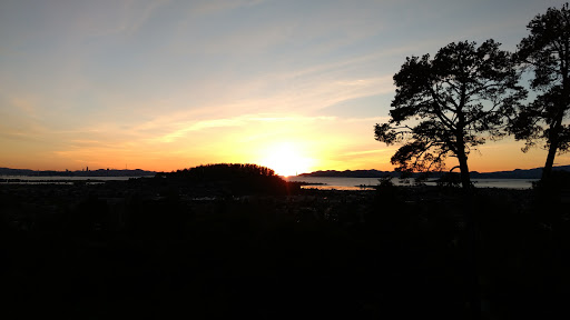 Cemetery «Sunset View Cemetery & Mortuary», reviews and photos, 101 Colusa Ave, El Cerrito, CA 94530, USA