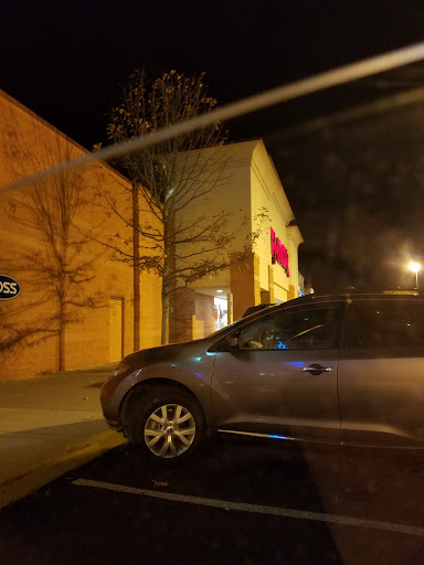 Department Store «T.J. Maxx», reviews and photos, 821 S James Campbell Blvd, Columbia, TN 38402, USA