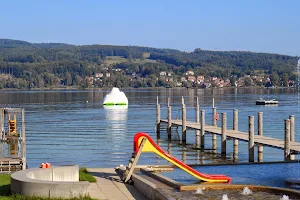 Strandbad/ Herberge/ Camping/ Zeltplatz image