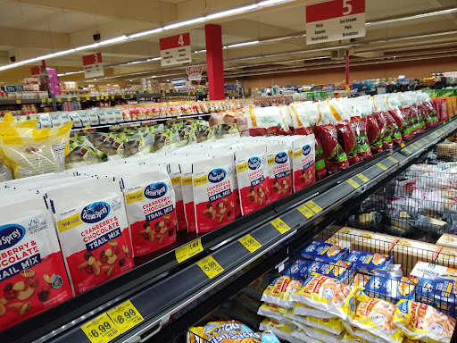 Grocery Store «Grocery Outlet Bargain Market», reviews and photos, 32945 Pacific Hwy S, Federal Way, WA 98003, USA