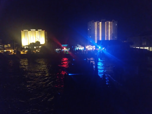 Bar & Grill «Paradise Bar & Grill», reviews and photos, 21 Via De Luna Dr, Gulf Breeze, FL 32561, USA