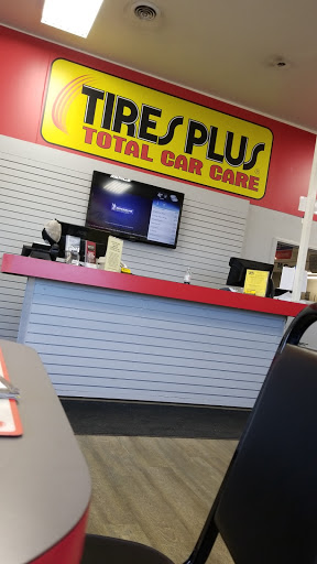 Tire Shop «Tires Plus Total Car Care», reviews and photos, 1002 3rd St S, Buffalo, MN 55313, USA