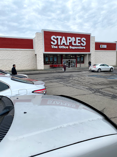 Office Supply Store «Staples», reviews and photos, 951 Viewmont Dr, Dickson City, PA 18519, USA