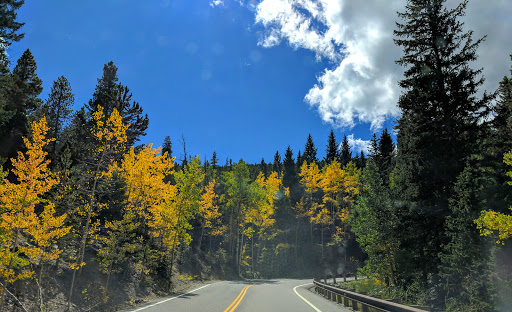 Shopping Mall «Bergen Village Shopping Center», reviews and photos, 1240 Bergen Pkwy, Evergreen, CO 80439, USA