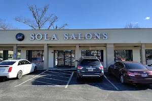 Sola Salon Studios image