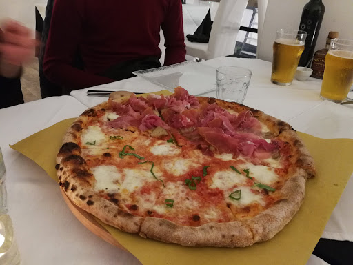 21 Posti in Carrara, Provincia di Massa-Carrara
