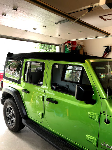 Truck Accessories Store «Car Gear», reviews and photos, 110 N Main St, Akron, OH 44308, USA