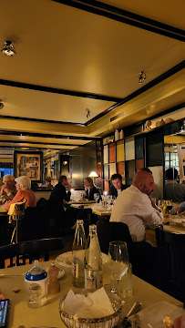 Atmosphère du Restaurant français Alfred à Paris - n°2