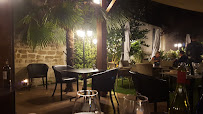 Atmosphère du Restaurant français Les Jardins de Villennes à Villennes-sur-Seine - n°17