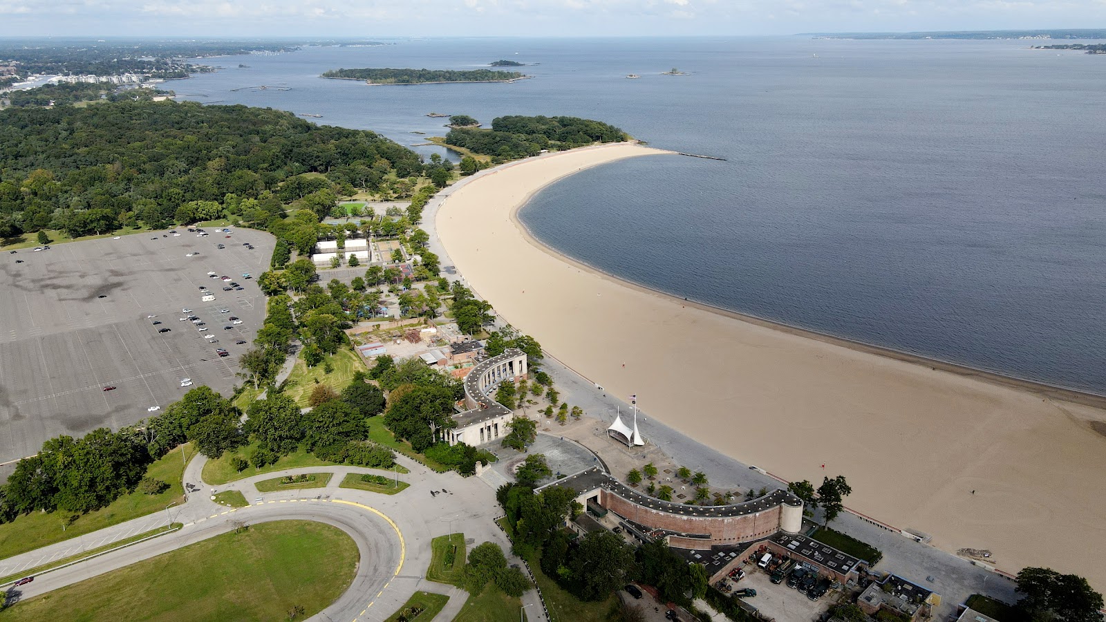 Photo of Orchard Beach with partly clean level of cleanliness