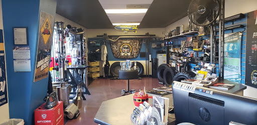 Auto Repair Shop «Mad Hatter Auto Repairs and Mufflers», reviews and photos, 4916 W Linebaugh Ave #101, Tampa, FL 33624, USA
