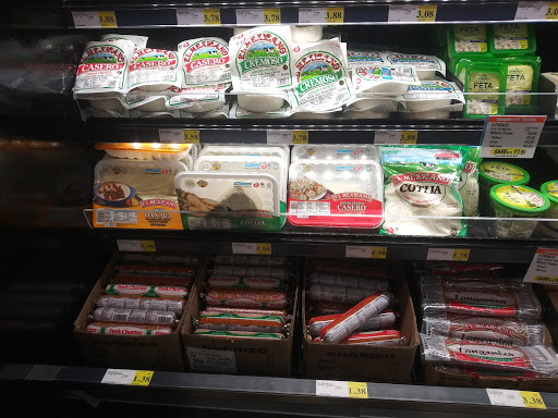 Grocery Store «WinCo Foods», reviews and photos, 4620 S Cooper St, Arlington, TX 76017, USA