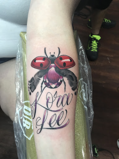 Body Piercing Shop «Scarlets Web Tattoo Boutique», reviews and photos, 6330 Spencer Hwy, Pasadena, TX 77505, USA