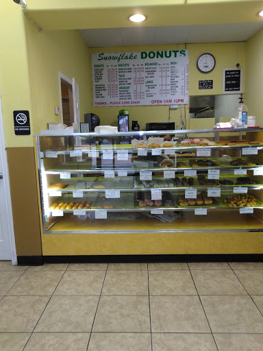 Donut Shop «Snowflake Donuts», reviews and photos, 10780 Westview Dr, Houston, TX 77043, USA