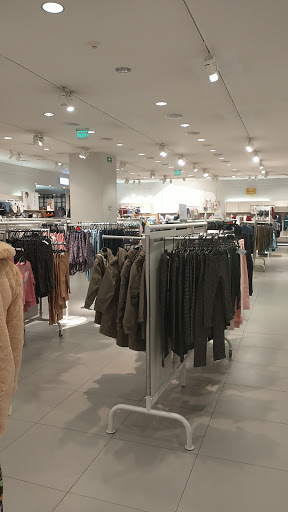 H&M