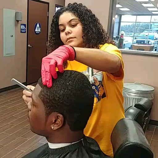 Barber Shop «Chops Barber Shop And Shave Parlor», reviews and photos, 78395 Varner Rd, Palm Desert, CA 92211, USA