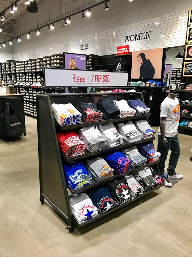 Shoe Store «Converse Factory Store», reviews and photos, 1001 N Arney Rd # 832, Woodburn, OR 97071, USA