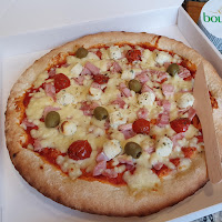 Pepperoni du Pizzas à emporter Le KIOSK 24h/24 par PIZZA et Compagnie à La Vespière-Friardel - n°1