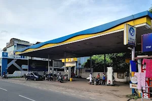 Bharat Petroleum, Petrol Pump -Koshy Thankachan image
