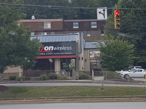 Verizon Authorized Retailer – Cellular Sales, 755 Russ Ave, Waynesville, NC 28786, USA, 