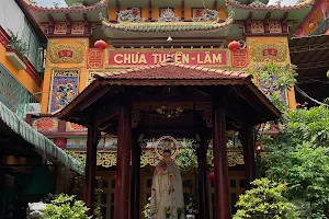 Tuyen Lam Buddhist Temple image
