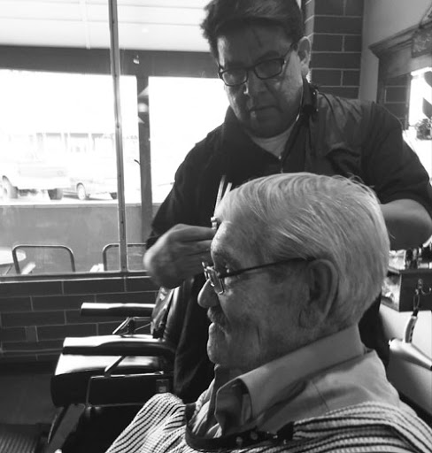 Barber Shop «Applewood Village Barbershop», reviews and photos, 2070 Youngfield St, Lakewood, CO 80215, USA