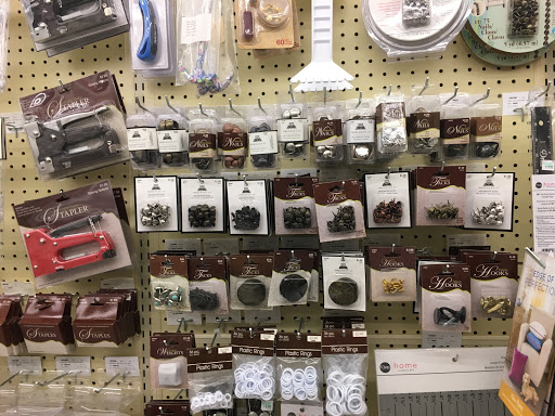 Craft Store «Hobby Lobby», reviews and photos, 1055 E Golf Rd, Schaumburg, IL 60173, USA